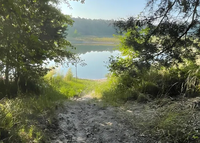 Lakeside-hideaway Schenkendobern