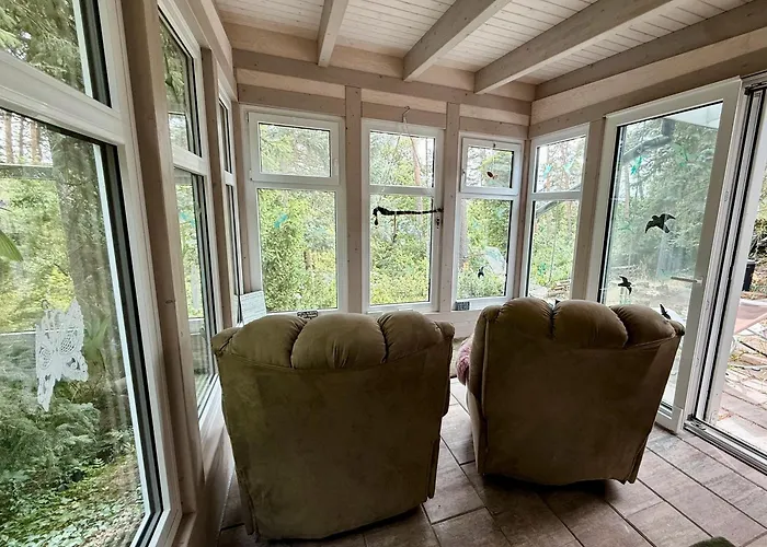 Lakeside-hideaway Schenkendobern